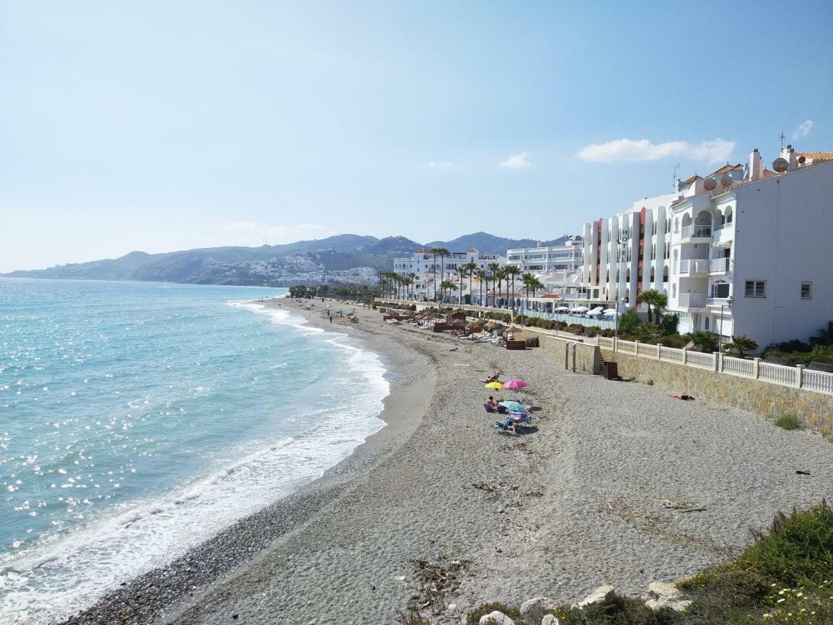 Apartamentos Turisticos Fercomar Nerja Bagian luar foto